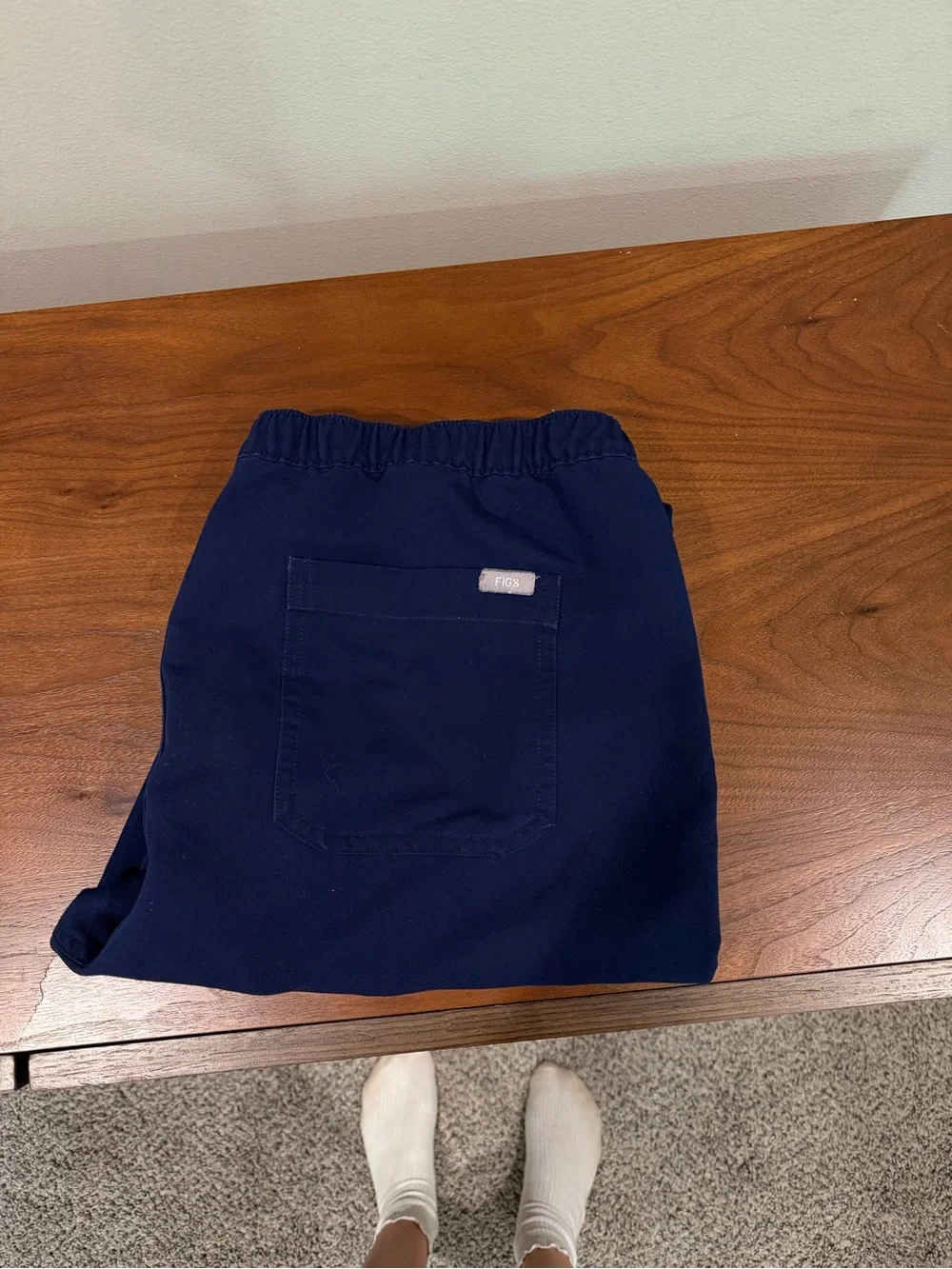 Figs Men's Navy Cargo Scrub Pants